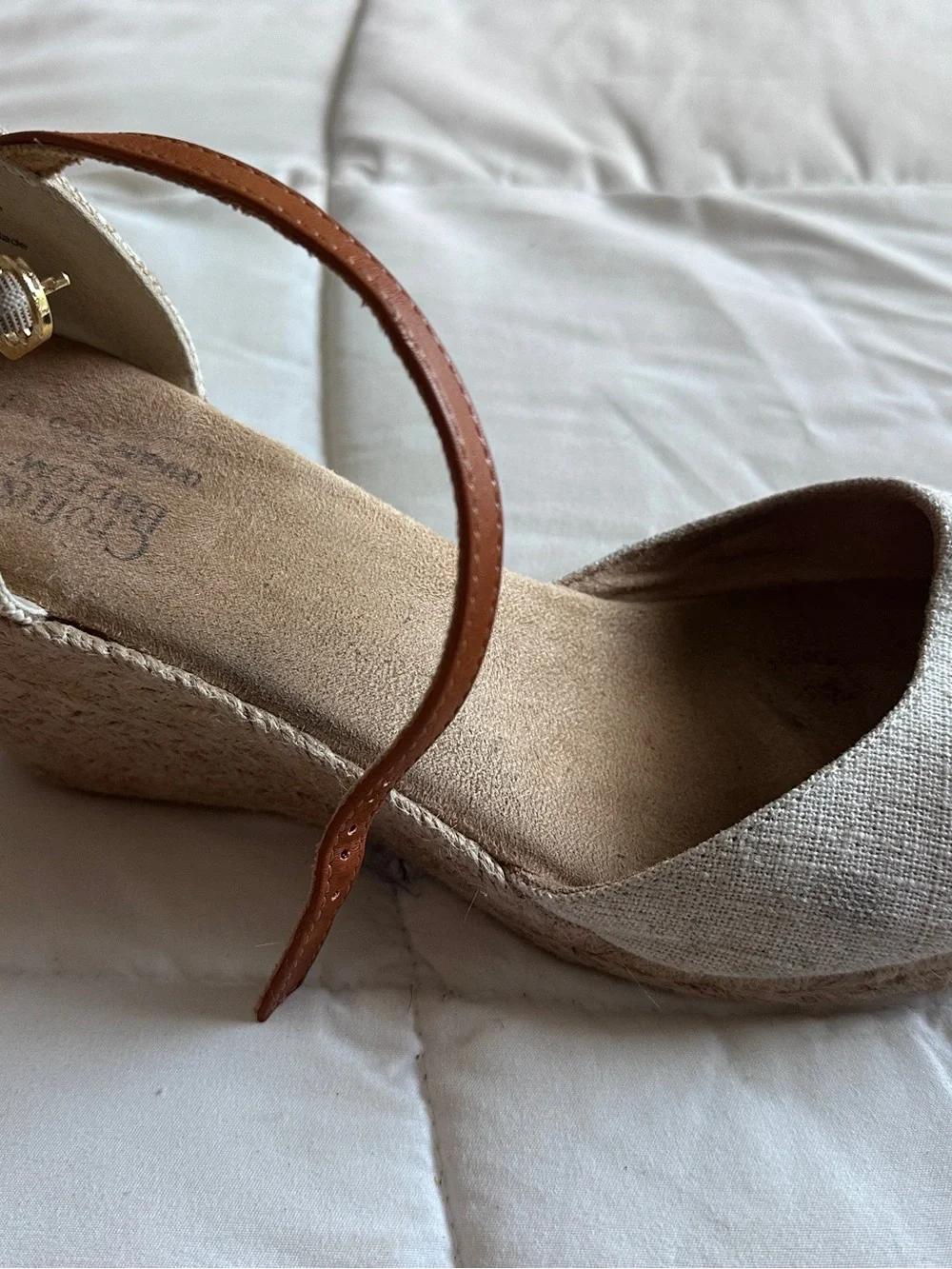 Croft & Barrow Women’s Beige Brown Linen Ankle Strap Wedge Open Toe 9M